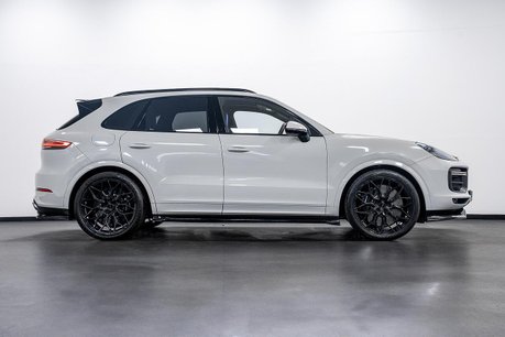 Porsche Cayenne 4.0T V8 GPF Turbo SUV 5dr Petrol TiptronicS 4WD Euro 6 (s/s) (550 ps) 14