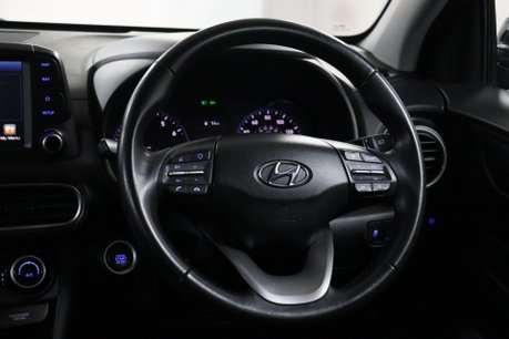 Hyundai KONA PREMIUM 46