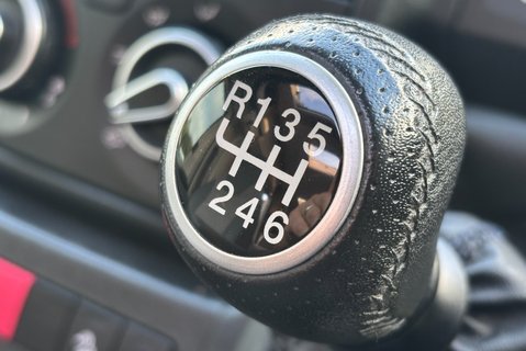 Bailey Autograph 79-4i 165ps 4 Berth Island Bed Motorhome 37