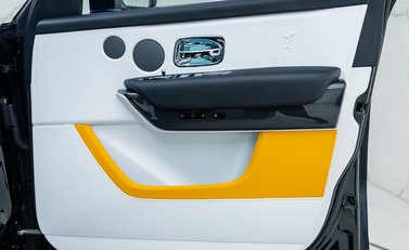 Rolls-Royce Cullinan Black Badge 30