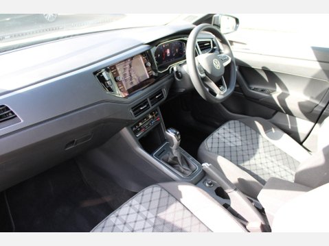 Volkswagen Polo 1.0 TSI R-Line DSG Euro 6 (s/s) 5dr 11