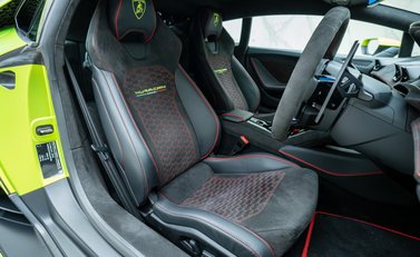 Lamborghini Huracan Sterrato 14