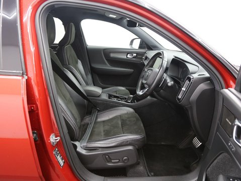 Volvo XC40 2.0 D4 First Edition Auto AWD Euro 6 (s/s) 5dr 20