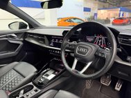 Audi RS3 2.5 TFSI Vorsprung Sportback 5dr Petrol S Tronic quattro Euro 6 (s/s) (400 2