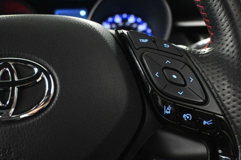 Toyota C-HR 2.0 C-HR GR Sport HEV CVT 5dr 43