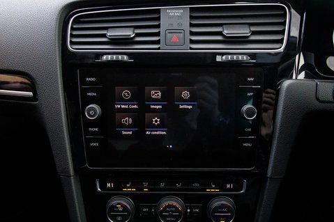 Volkswagen Golf GT EDITION TDI 28