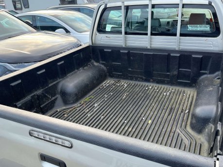 Toyota Hilux 2.5 HI-Luxury HL2 D-4D 4x4 Double Cab 4WD 5dr 18