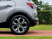Renault Captur TECHNO E-TECH 24