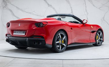 Ferrari Portofino M 8