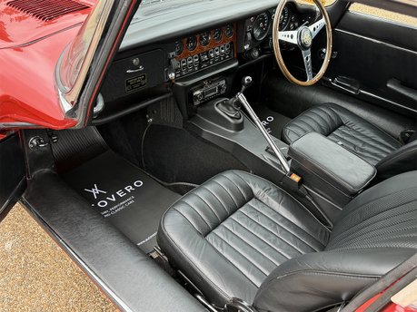 Jaguar E-Type 2+2 39