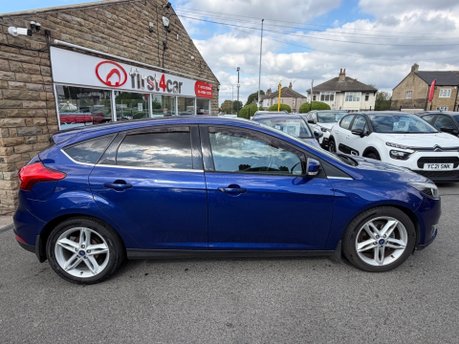 Ford Focus ZETEC 6