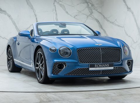 Bentley Continental GTC W12 First Edition 15