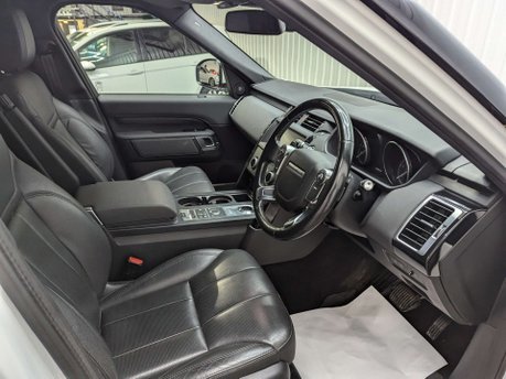 Land Rover Discovery 3.0 Discovery S TD6 Auto 4WD 47