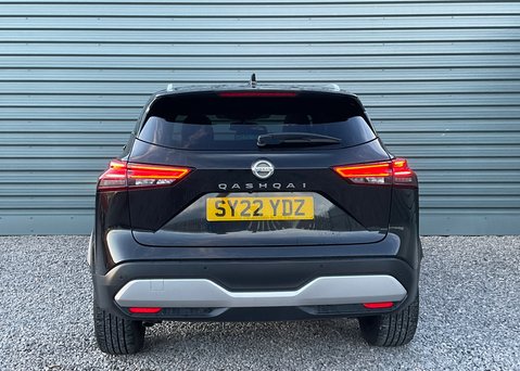 Nissan Qashqai DIG-T TEKNA MHEV 13