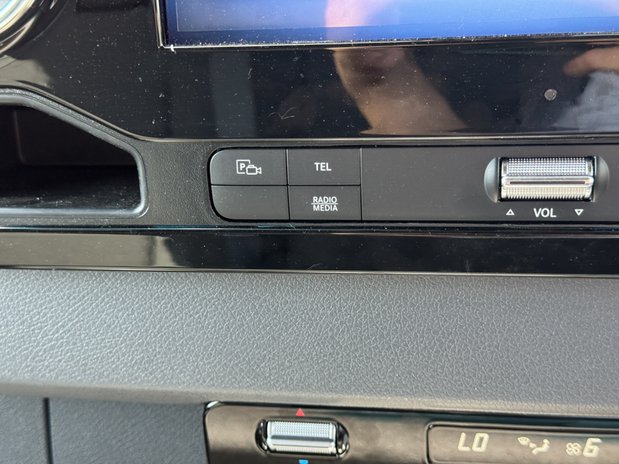 Mercedes-Benz Sprinter AUTO MWB L2H2 High Roof 315 Pro Air Con Camera EURO 6 35