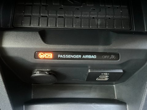 Ford Transit Courier 1.0 EcoBoost Active Auto SWB Euro 6 (s/s) 5dr 38
