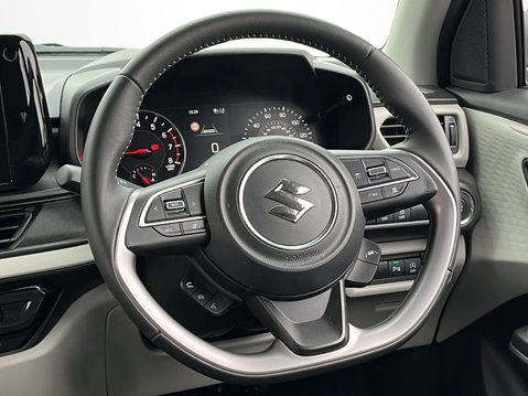 Suzuki Swift 1.2 Mild Hybrid Motion 5dr 14