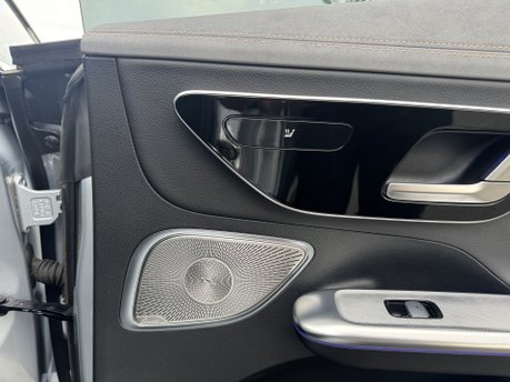 Mercedes-Benz EQE EQE 300 Exclusive Luxury Auto Electric 89 KWH PAN ROOF/HEADS-UP/VAT Q 33