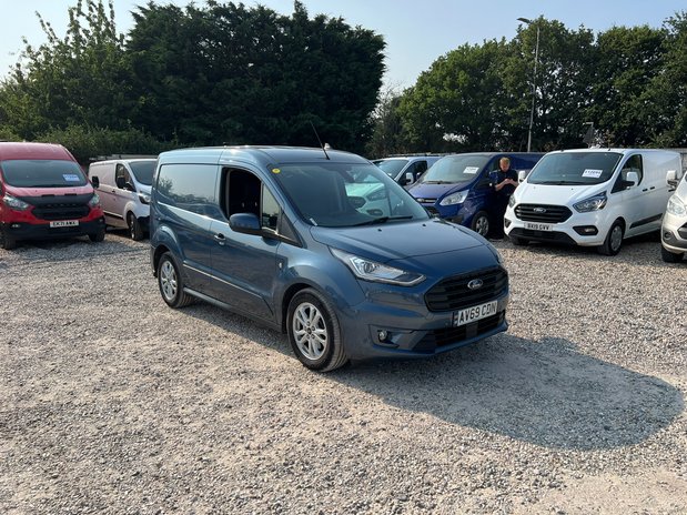 Ford Transit Connect AUTO (SOLD) SWB L1H1 Low Roof Limited Air Con Alloys Sensors Cam EURO 6 NO 4