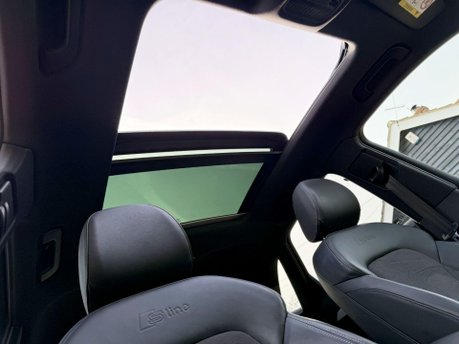 Audi Q3 2.0 TDI S line Plus SUV 5dr Diesel S Tronic quattro Euro 5 (s/s) (177 ps) 3