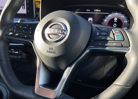 Nissan Juke DIG-T N-SPORT 27