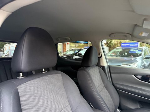 Nissan Qashqai 1.5 dCi N-Connecta 2WD Euro 6 (s/s) 5dr 16