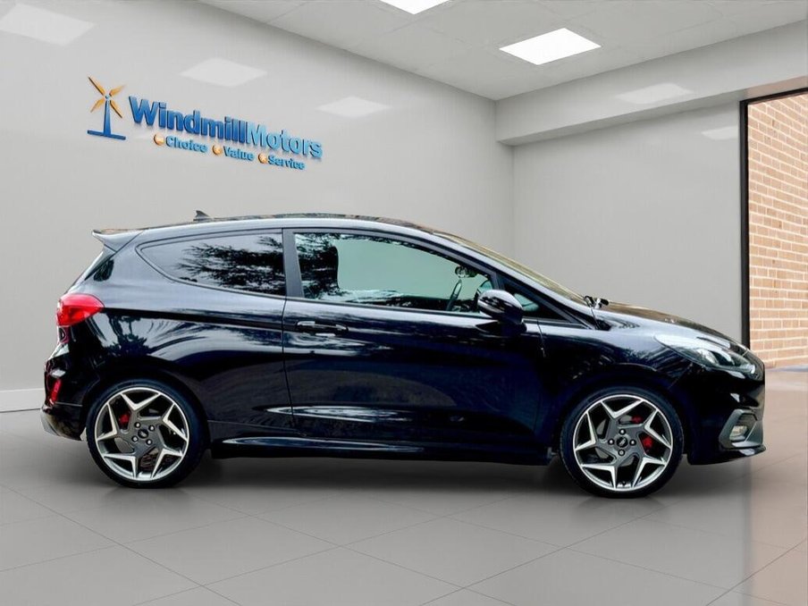 2020 Ford Fiesta — image 3