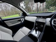 Land Rover Discovery Sport R-DYNAMIC HSE PHEV 29