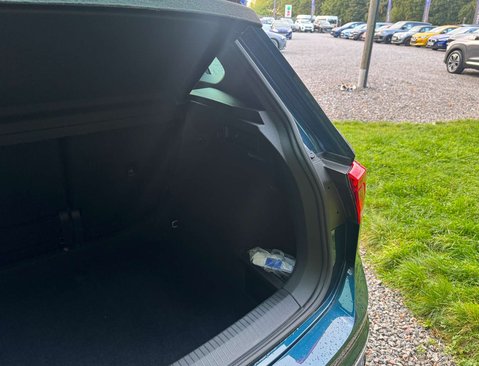 Volkswagen Tiguan 2.0 Tiguan R-Line TDI Semi-Auto 5dr 50