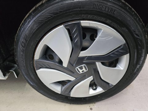 Honda Fit /Jazz 1.5 Hybrid 36