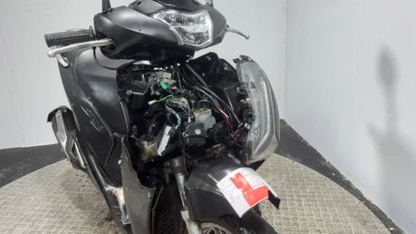 Honda SH125 2019 GOOD PARTS BREAKER SCOOTER SPARES OR REPAIR SH 125CC 22