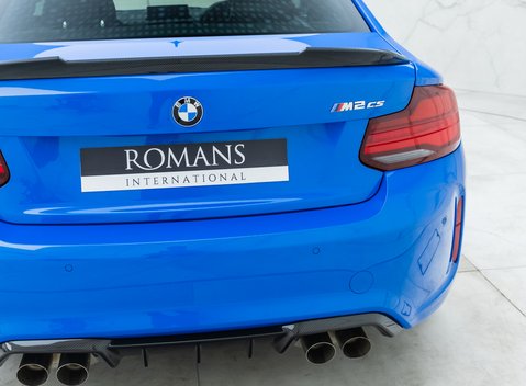 BMW M2 CS 32
