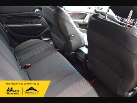 Peugeot 308 1.6 308 GT Line HDi Blue S/S 5dr 37