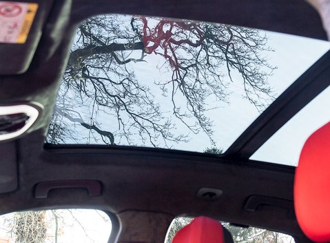 Porsche Macan Turbo 28