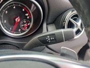 Mercedes-Benz CLA Class 2.1 CLA 220 WhiteArt D Auto 5dr 15