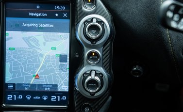 McLaren 720S Performance 26