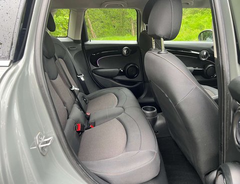Mini Hatch 1.5 Cooper Classic 5dr 42