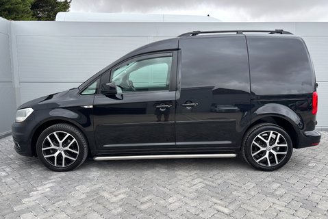 Volkswagen Caddy C20 Tdi Black Edition 8