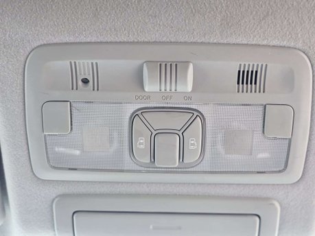 Toyota Estima HyBrid+EleDoor Power TailGate+SuperClean 27