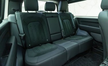 Land Rover Defender 90 V8 Carpathian Edition 13