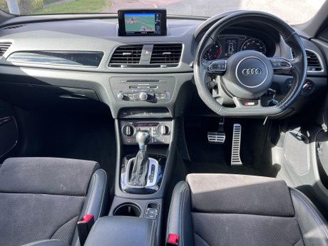 Audi Q3 1.4 TFSI CoD Black Edition S Tronic Euro 6 (s/s) 5dr 19