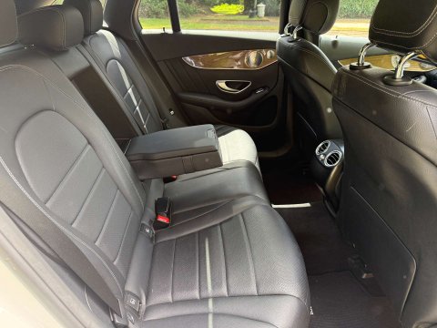 Mercedes-Benz GLC 3.0 GLC350d V6 AMG Line (Premium Plus) G-Tronic 4MATIC Euro 6 (s/s) 5dr 19