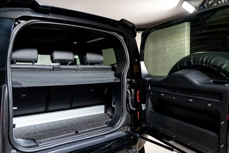 Land Rover Defender 90 V8. NOW SOLD. SIMILAR REQUIRED. PLEASE CALL 01903 254800. 43
