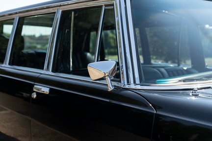 Mercedes-Benz 600 Pullman 10