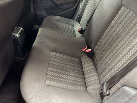 Volkswagen Polo 1.0 Polo S AC 5dr 19