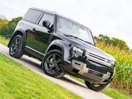 Land Rover Defender D300 X-Dynamic HSE Hard Top 19