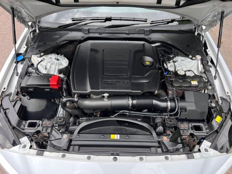 Jaguar XE 2.0i R-Sport Auto Euro 6 (s/s) 4dr 47