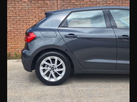 Audi A1 1.0 A1 Sportback 30 TFSI Sport 5dr 9