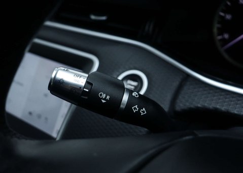 Land Rover Range Rover Evoque 1.5 Range Rover Evoque S P300e Auto 4WD 5dr 34