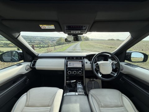 Land Rover Discovery SDV6 HSE LUXURY 34